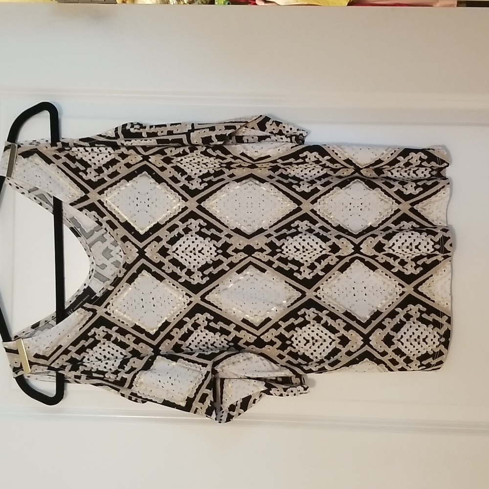 Cold shoulder embellished light weight top